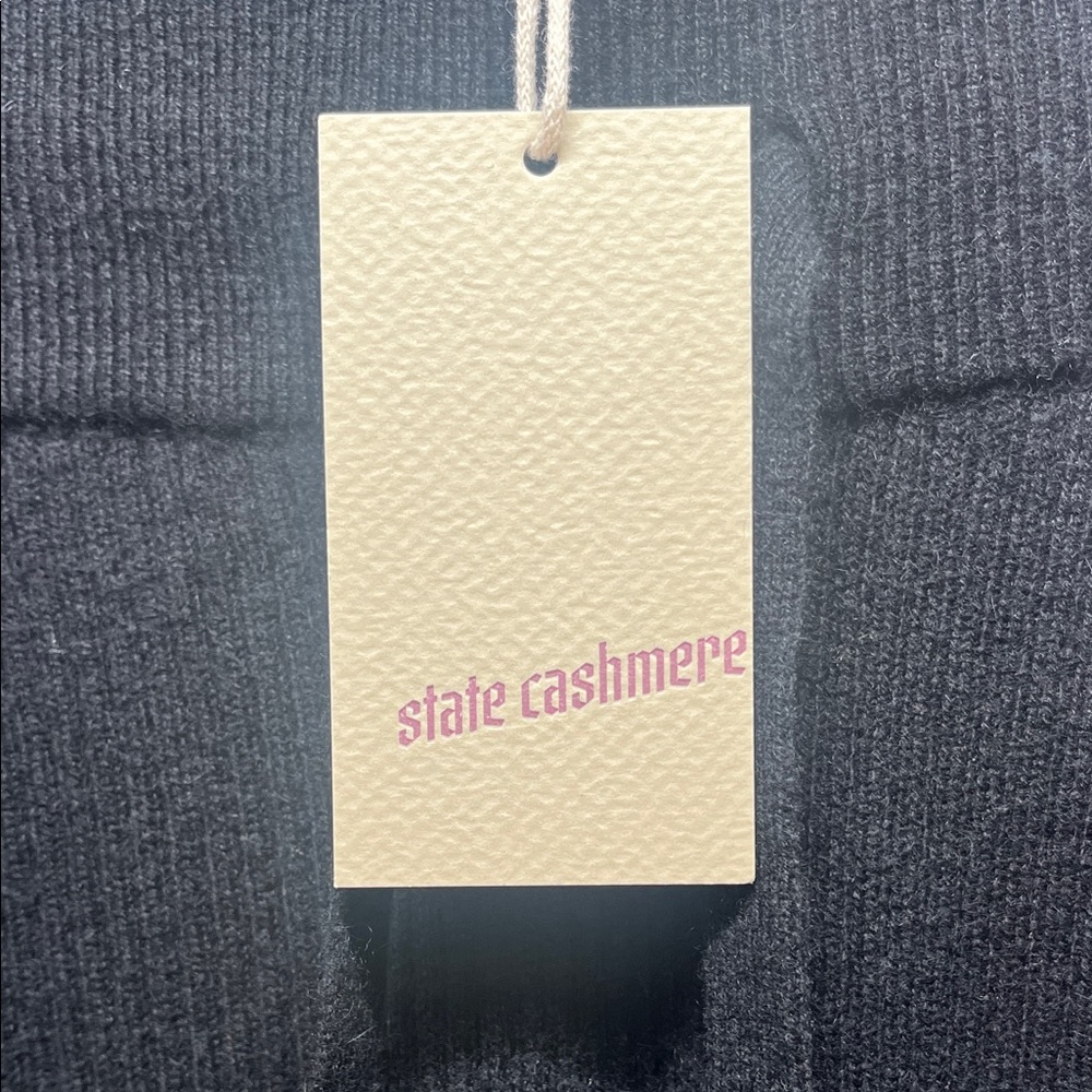 Black Straight Leg Women's suit CASHMERE!!! - Picture 2 of 9